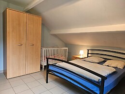 Luxurious Cottage With Panoramic View of Stavelot