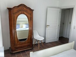 At the Old Sea Dike Comfortable Vacation Home