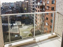 Apartment With Hinterland Views