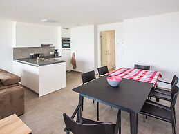 Apartment With Hinterland Views