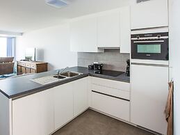 Apartment With Hinterland Views