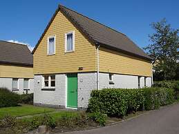 Garden Holiday Home Near Wemeldinge