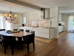 Luxury Villa With Private Pool