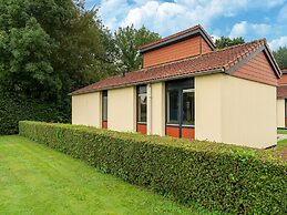 Holiday Home in South Holland With Shared Pool