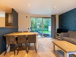 Holiday Home in South Holland With Shared Pool