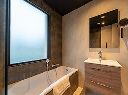 Holiday Home in South Holland With Shared Pool