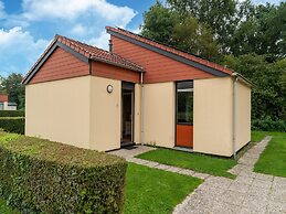 Holiday Home in South Holland With Shared Pool