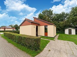 Holiday Home in South Holland With Shared Pool