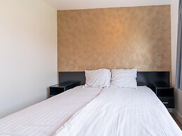 Holiday Home in South Holland With Shared Pool
