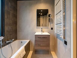 Holiday Home in South Holland With Shared Pool