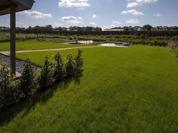 Modern Villa With Spacious Garden