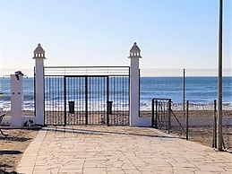 Cozy Almerian Beachfront Duplex for 4