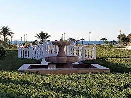 Cozy Almerian Beachfront Duplex for 4