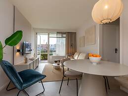 Lovely Apartment by the sea