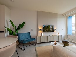 Lovely Apartment by the sea