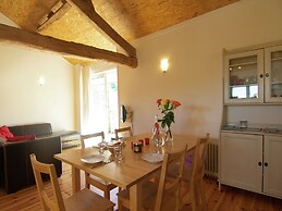 Atmospheric Gite With Large Terrace