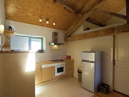 Atmospheric Gite With Large Terrace