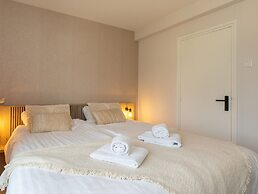 Lovely Seaside Apartment for Three