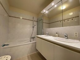 Apartment in Nieuwpoort With Terrace