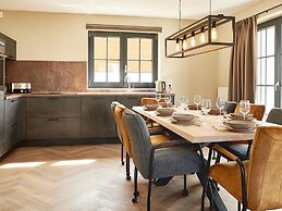 Luxury Villa With Sauna, 200 m. From the ski Area