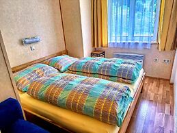 Spacious Apartment in Gortipohl With Garden