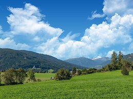 Appealing Chalet in Wolting With Sauna