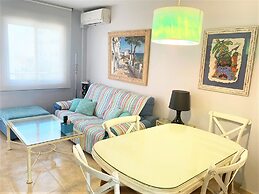 Belvilla by OYO Beachfront Apartment