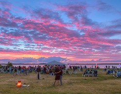 Haus Seeblick Modern Retreat