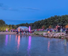 Haus Seeblick Modern Retreat