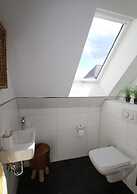 Haus Seeblick Modern Retreat