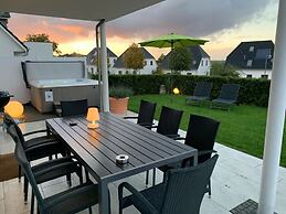 Haus Seeblick Modern Retreat