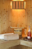 Haus Seeblick Modern Retreat