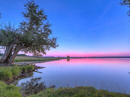 Haus Seeblick Modern Retreat