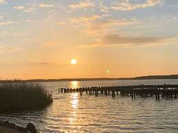 Haus Seeblick Modern Retreat