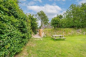 Fairytale Holiday Home With a Lovely Playing Field