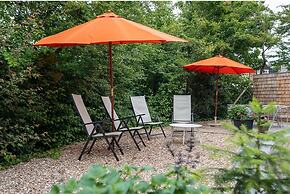 Fairytale Holiday Home With a Lovely Playing Field