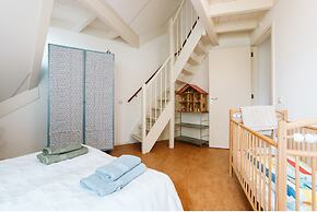 Fairytale Holiday Home With a Lovely Playing Field