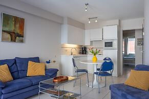 Well-maintained Apartment With sea View