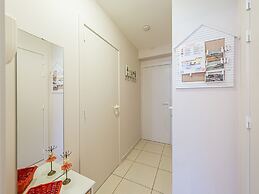 Apartment With Nice Terrace and Views