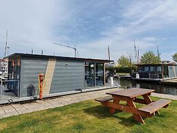 Nice Harbor Lodge Located in the Marina
