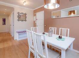 Los Rosales Apartment