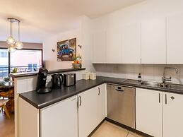 Apartment in Blankenberge With Garden