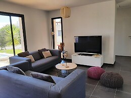 Cosy Villa in Sainte Valiere With Private Pool