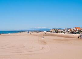 Cosy Villa in Sainte Valiere With Private Pool