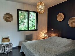 Cosy Villa in Sainte Valiere With Private Pool