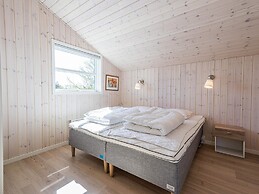 6 Person Holiday Home in Tarm