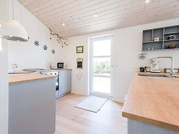 6 Person Holiday Home in Tarm