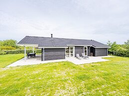 6 Person Holiday Home in Tarm