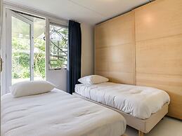 Lovely Family Villa With Garden in Kamperland