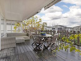 Lovely Family Villa With Garden in Kamperland